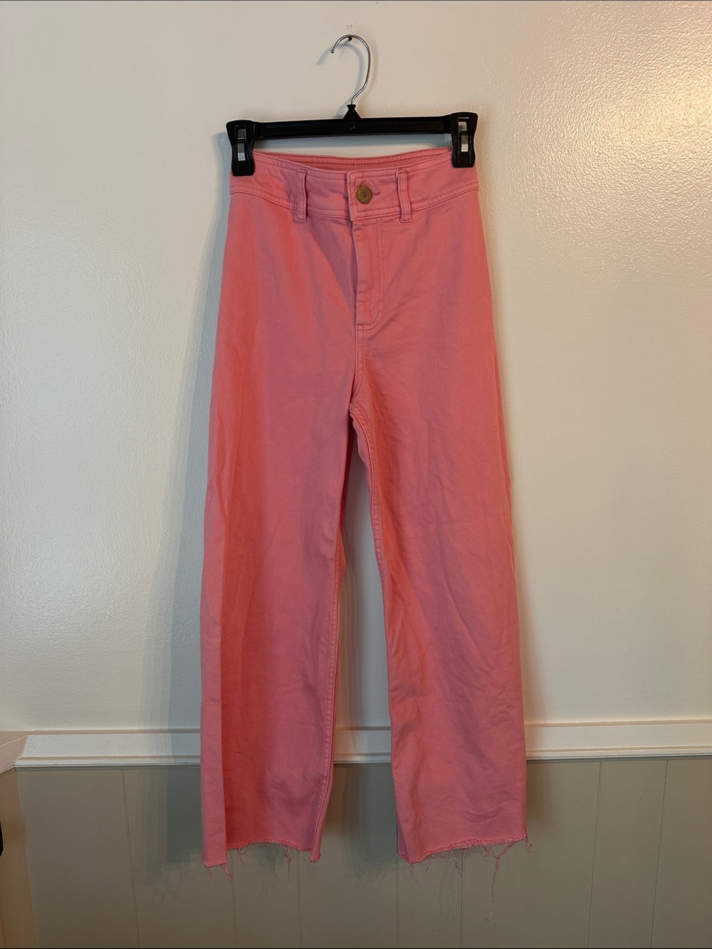 Antonio Melani Pink Taffy Wide-Leg High-Rise Jeans with Raw Hem - Size 0